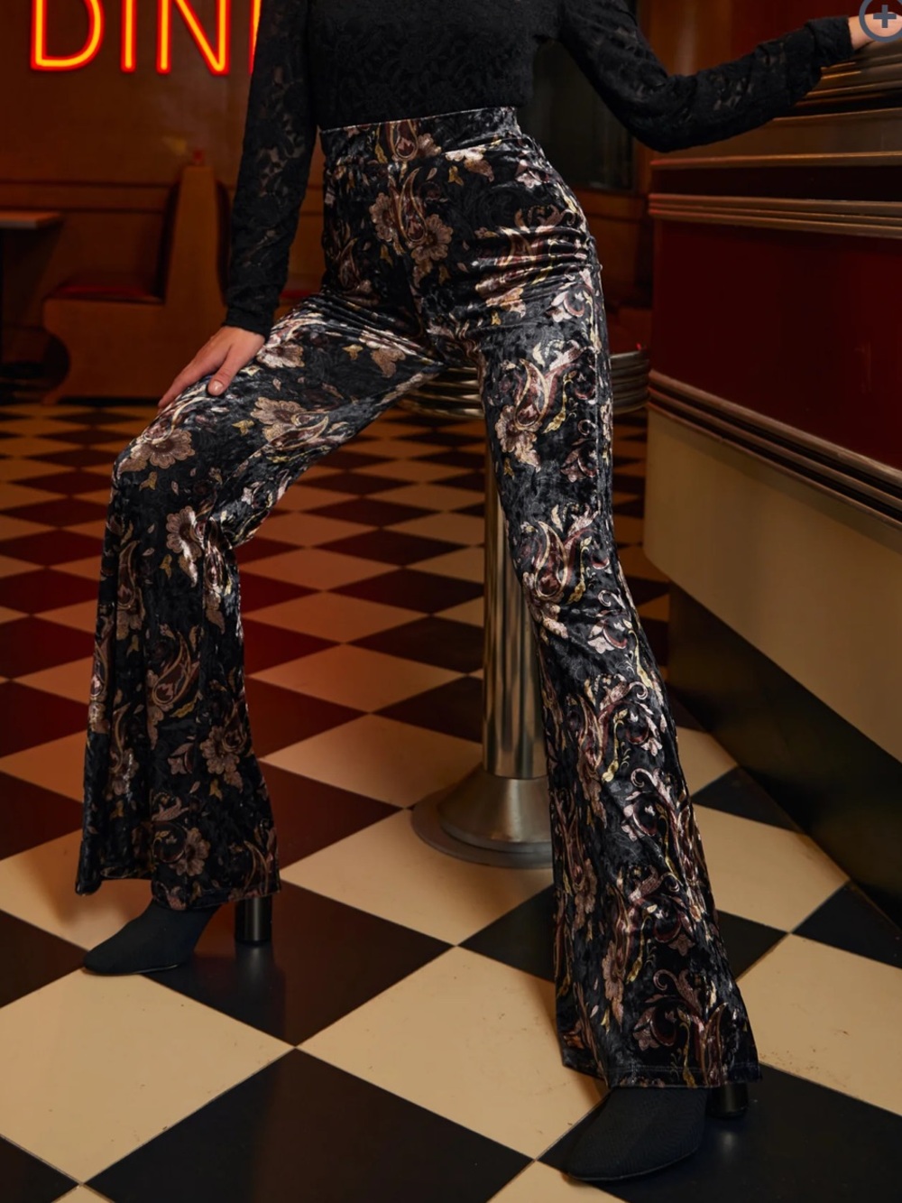 NEW ModCloth Medium Black & Tan Paisley Velvet Bell Bottom Pants - Picture 5 of 5